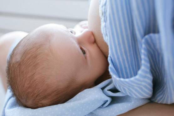Ako môžete ochrániť svoje prsia pri dojčení?